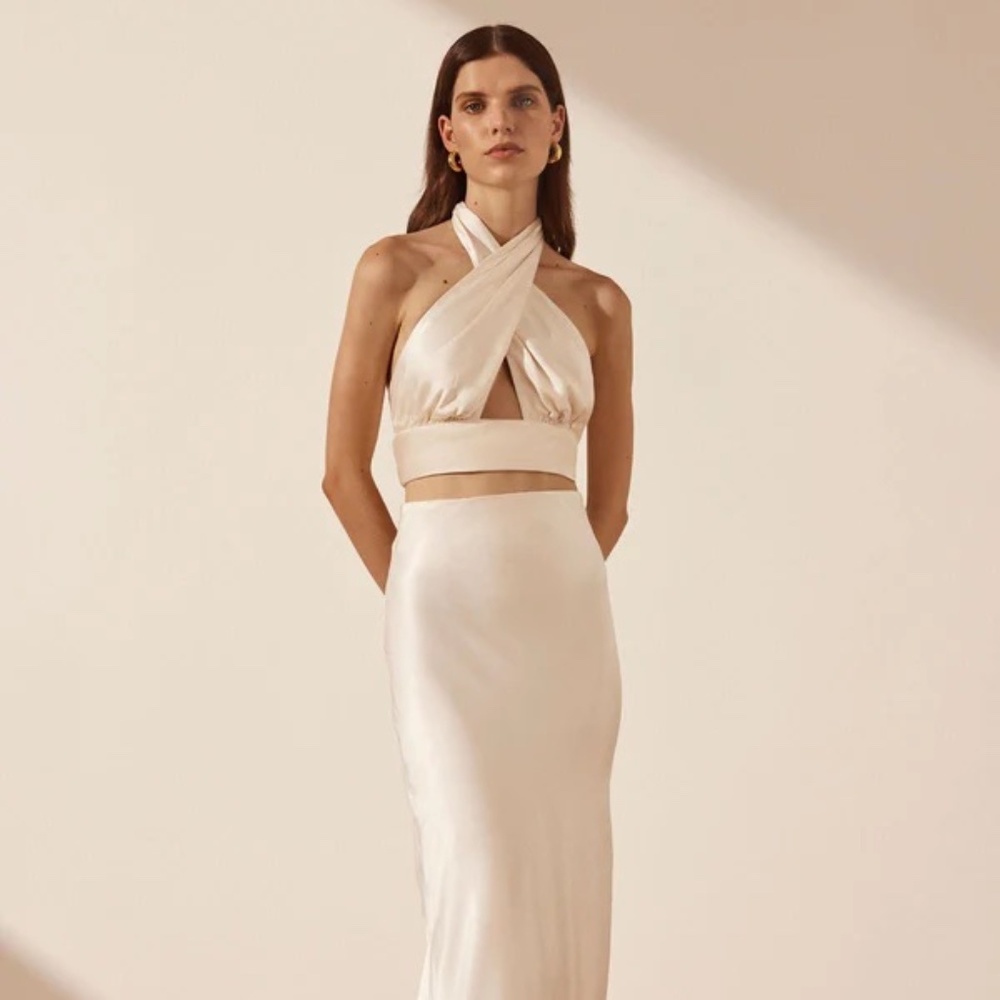 Shona Joy La Lune Cross Over Halter Crop Top - Size 8 - Cream